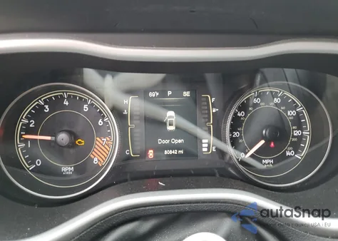 2014 Jeep Cherokee Latitude z USA, uszkodzony, nr VIN 1C4PJLCS6EW102692